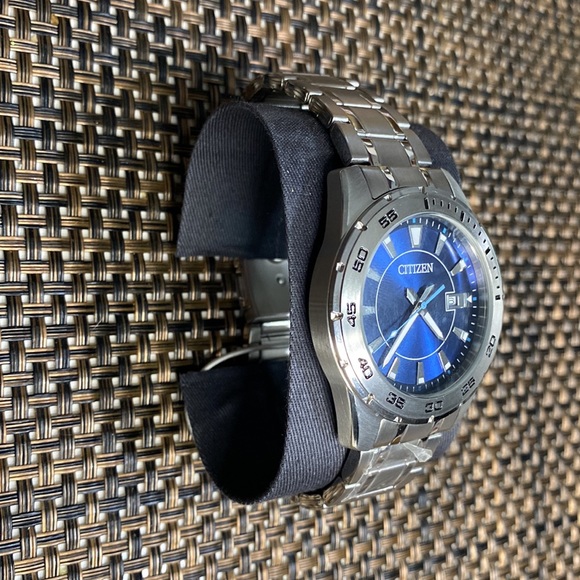 Citizen Men’s Watch - Picture 3 of 7